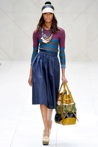 Look 2